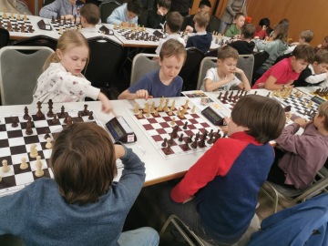 Šachy jako radost, výzva i královská hra: PED Academy na Přeboru Prahy
