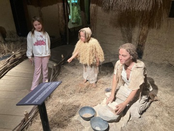 Třeťáci objevovali životy našich předků